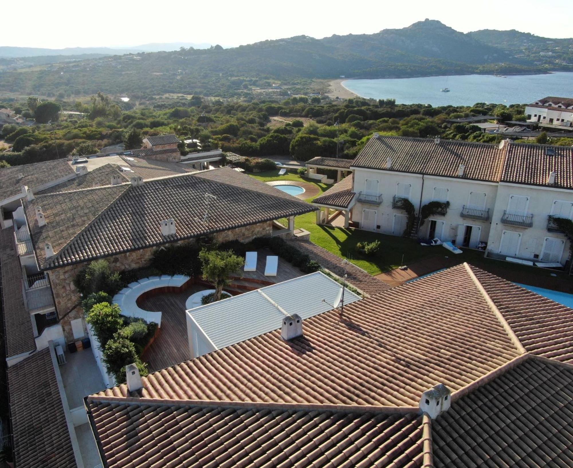 La Sciumara Resort Palau Exteriör bild